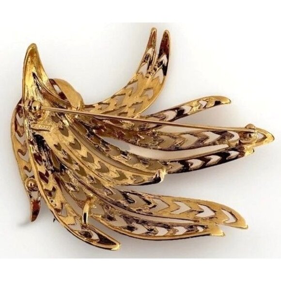 Vintage Monet Gold Tone Brooch 3 Inch Signed Openwork Leaf Spray Pin Jewelry - Picture 2 of 6